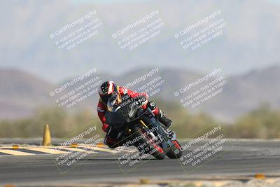 media/Oct-26-2025-Race Pace (Sun) [[c1447ca738]]/Non Verified (1st 20 Minutes of every Hour)/4-Turn 14 (1110am)/